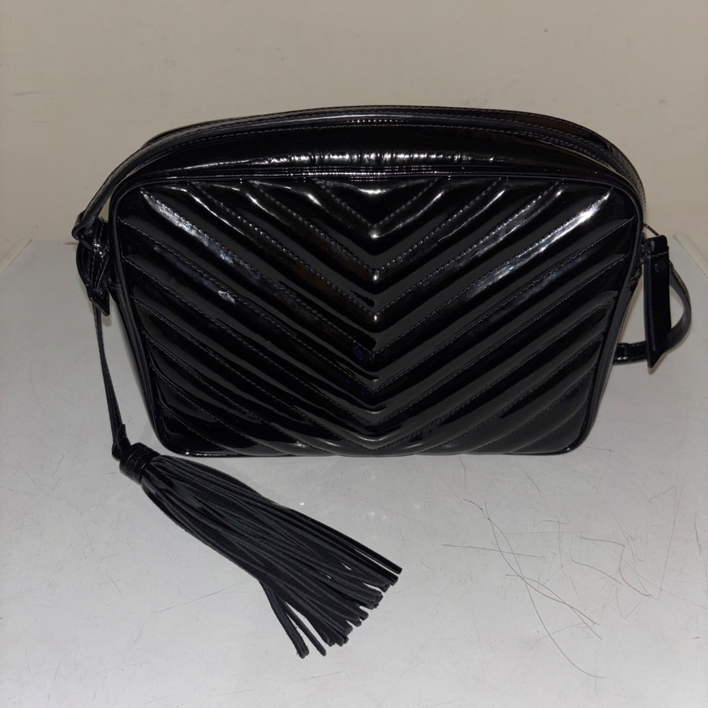 Saint Laurent Lou Medium YSL Monogram Patent Camera Bag- black patent - Picture 3 of 10